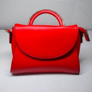 Red hand bag